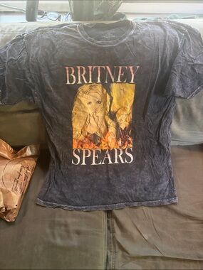 Vintage Style oversized Brittney Spears T
